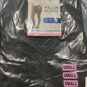 Black Leggings Comfortable Fit Bottoms